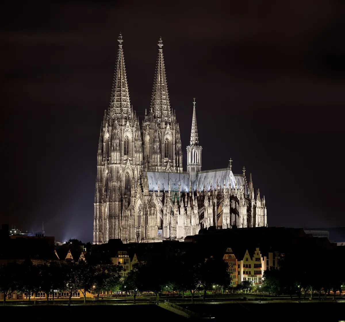 Cologne Cathedral lit up at night